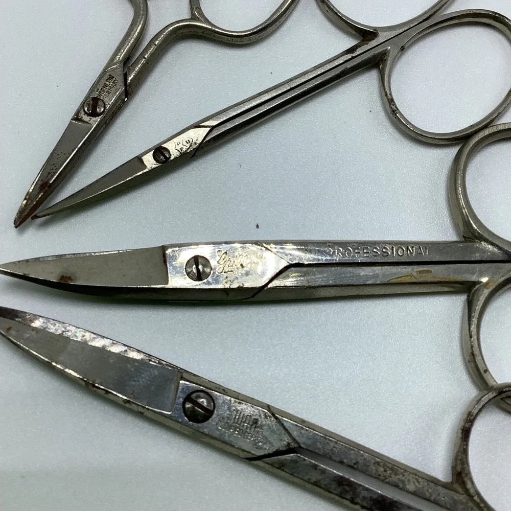 Vintage Small Scissors Set of 4 Italy/Germany‎